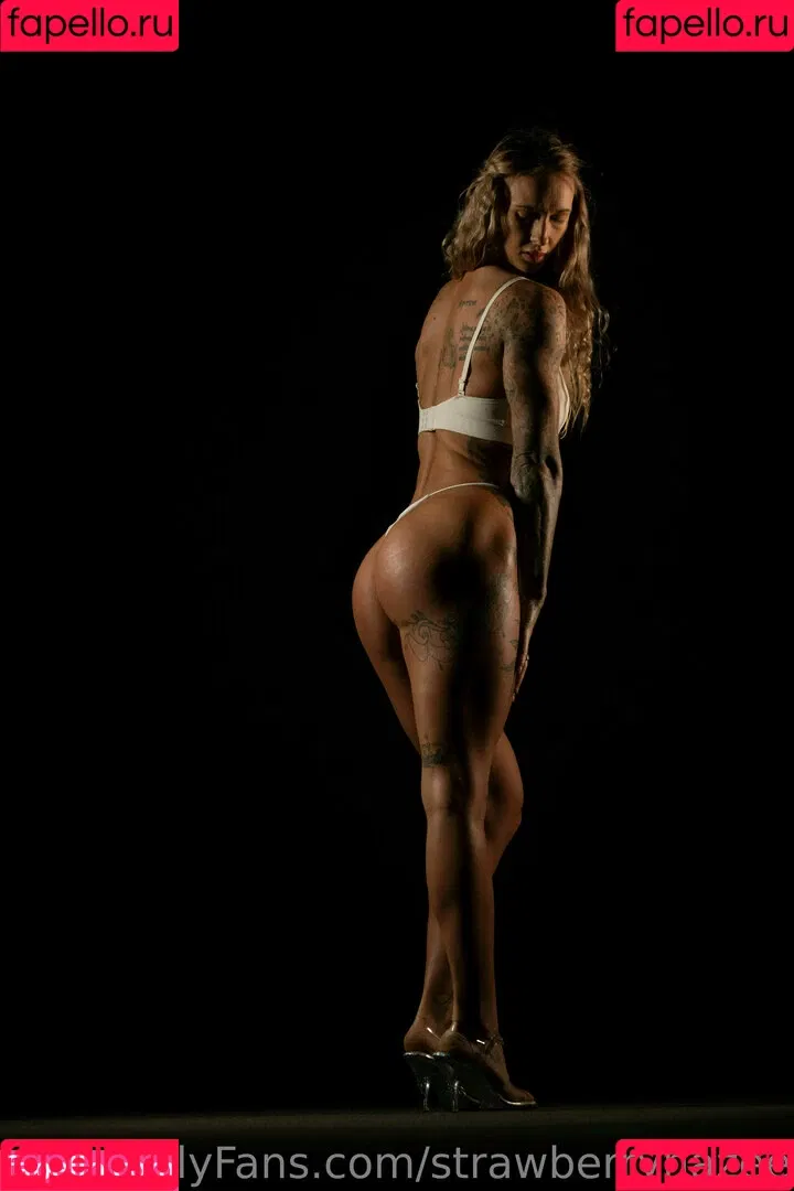 strawberryhazee Onlyfans Photo Gallery 