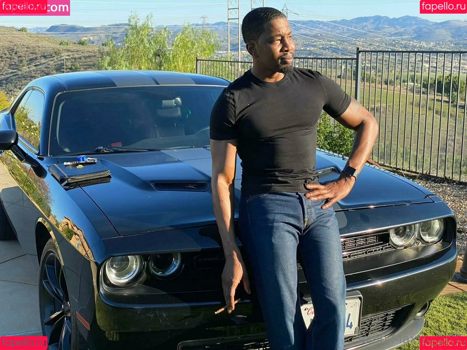 isiahmaxwell Onlyfans Photo Gallery 