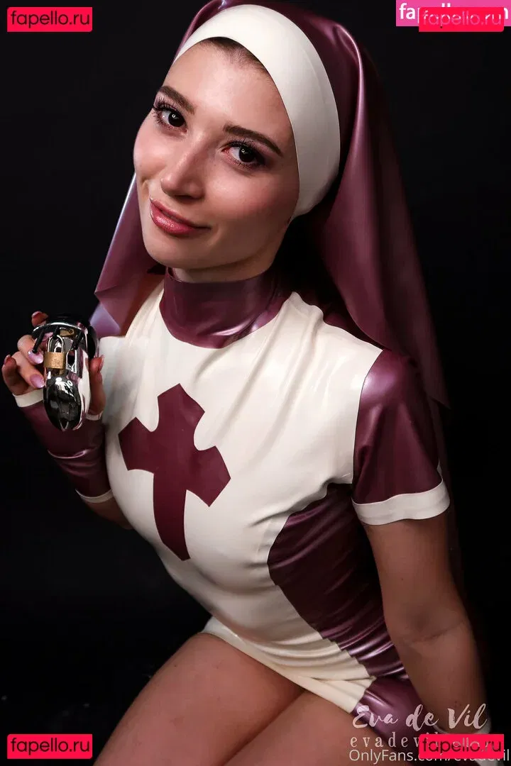 EvaDeVil Onlyfans Photo Gallery 