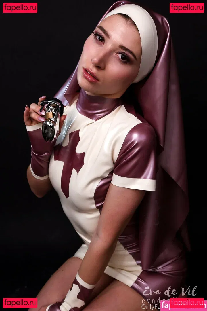 EvaDeVil Onlyfans Photo Gallery 