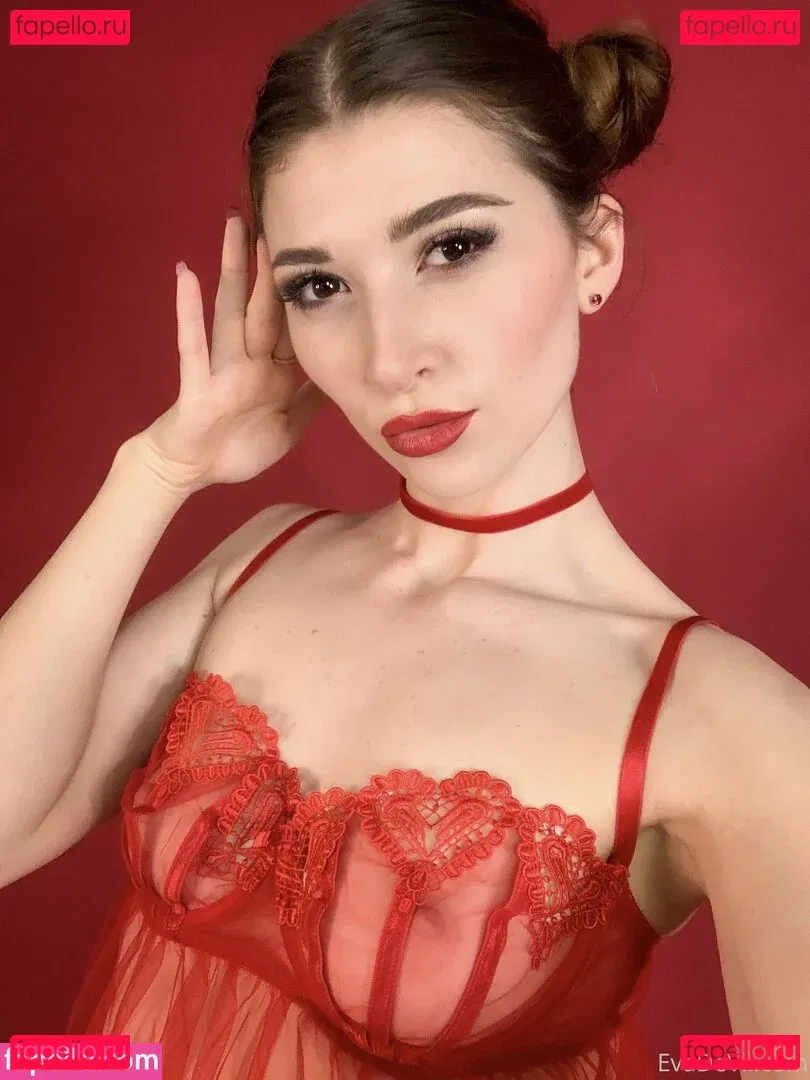 EvaDeVil Onlyfans Photo Gallery 