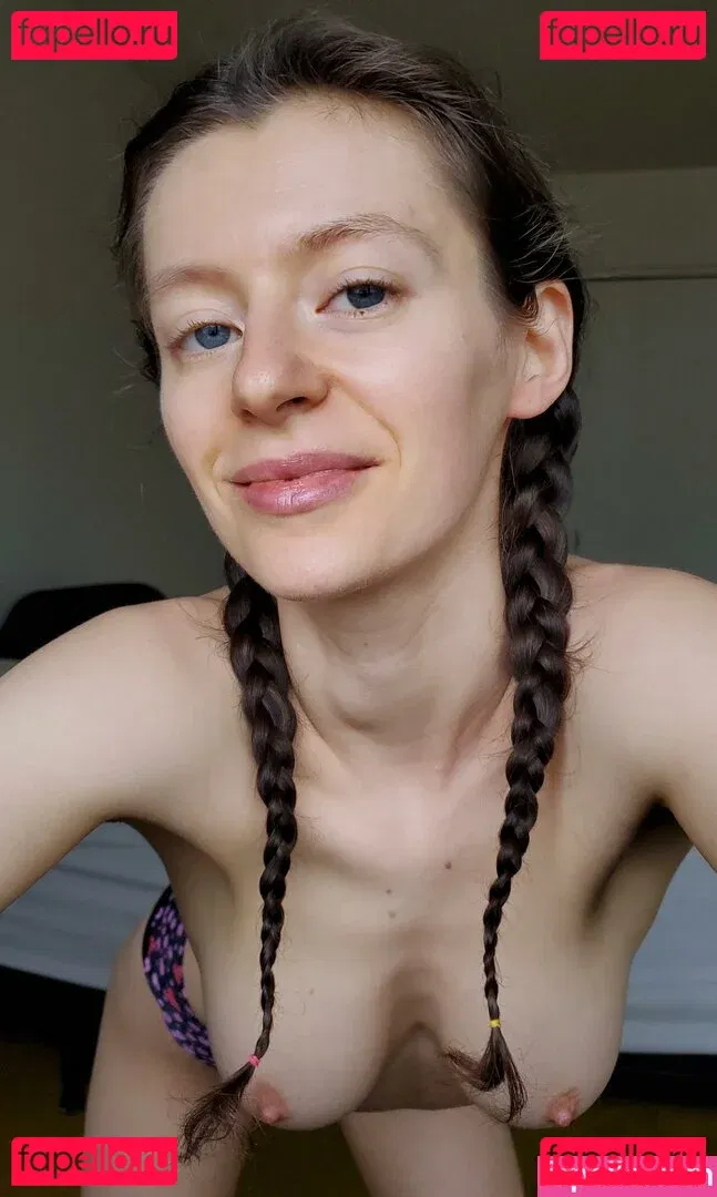 VioletFoxy Onlyfans Photo Gallery 