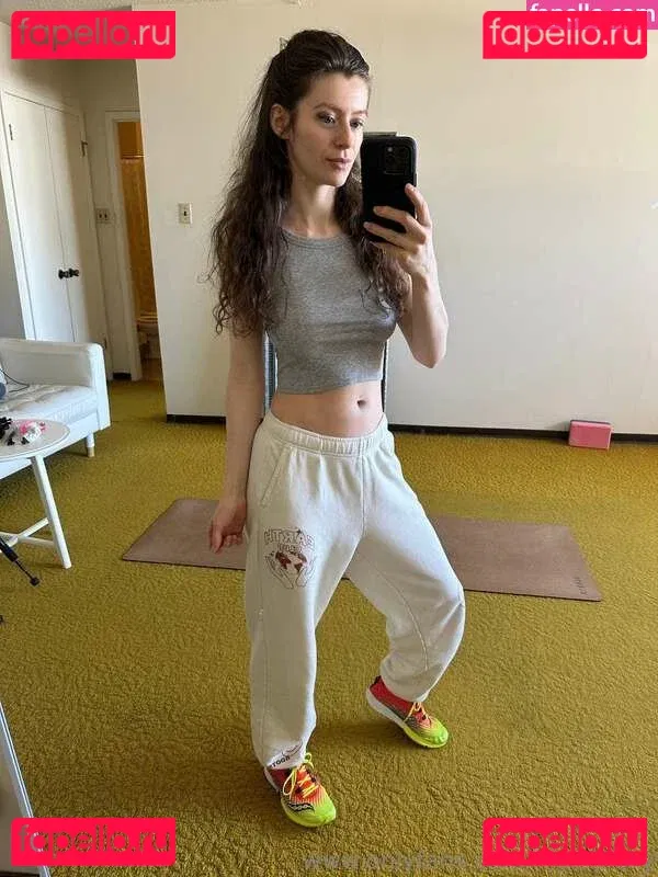 VioletFoxy Onlyfans Photo Gallery 