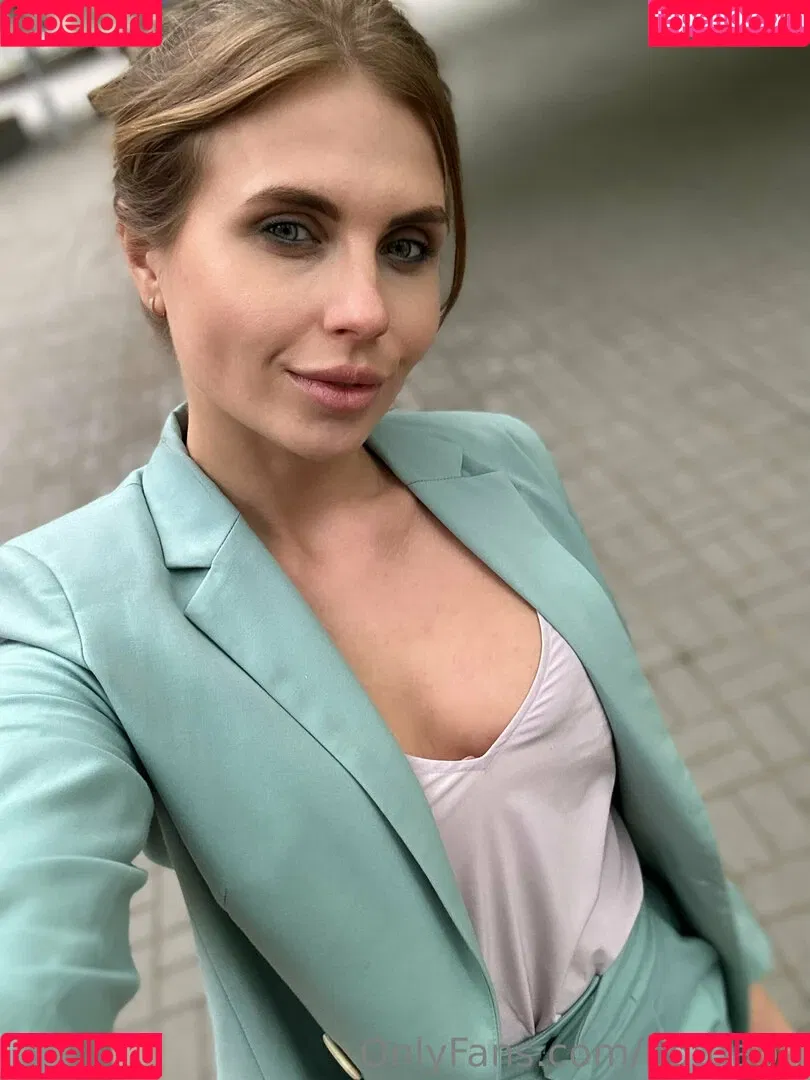 hotgabri Onlyfans Photo Gallery 