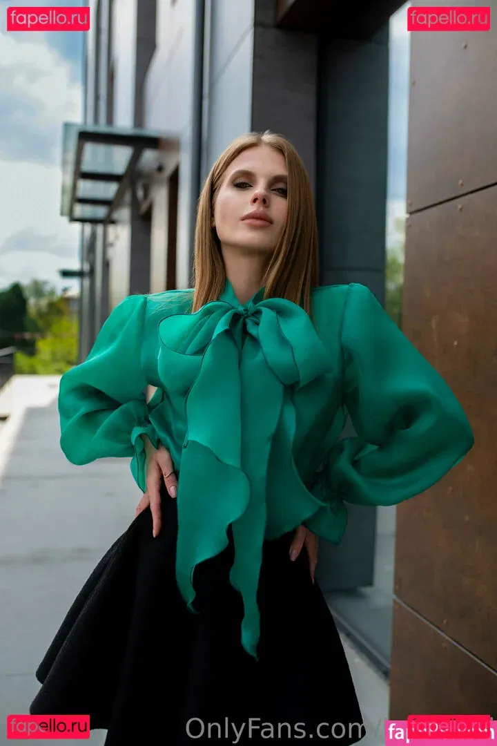 hotgabri Onlyfans Photo Gallery 