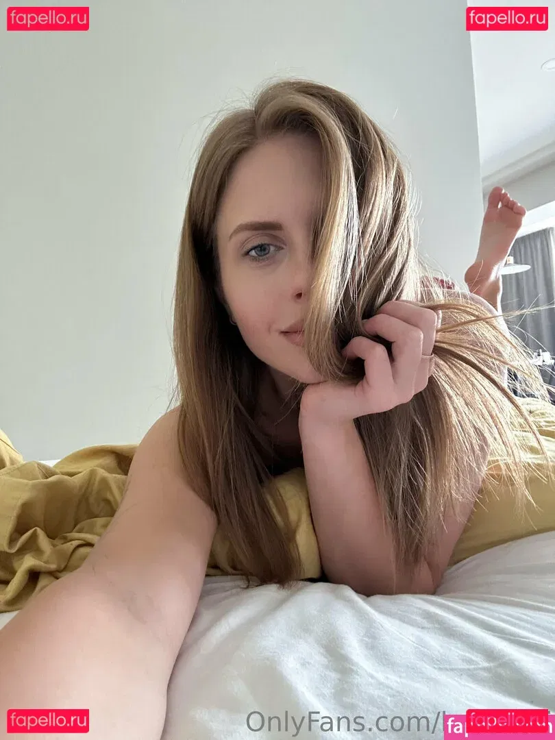 hotgabri Onlyfans Photo Gallery 