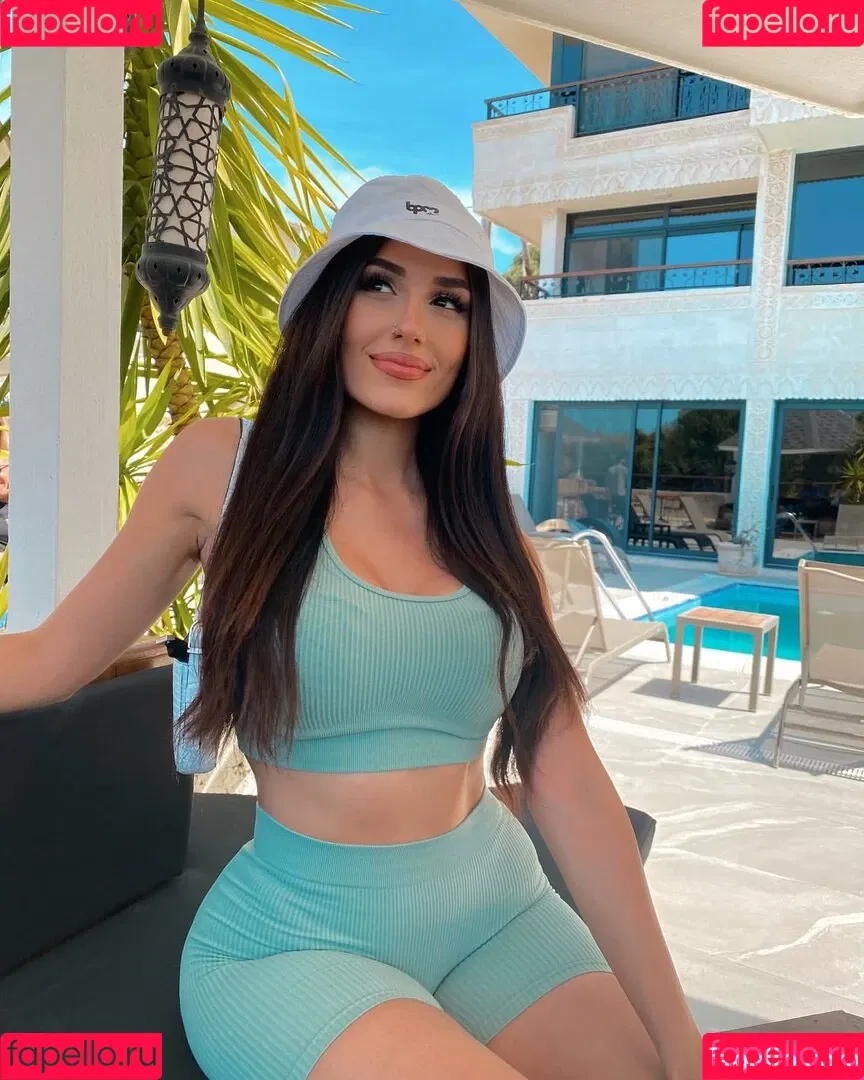 Kardelen Toprak Onlyfans Photo Gallery 