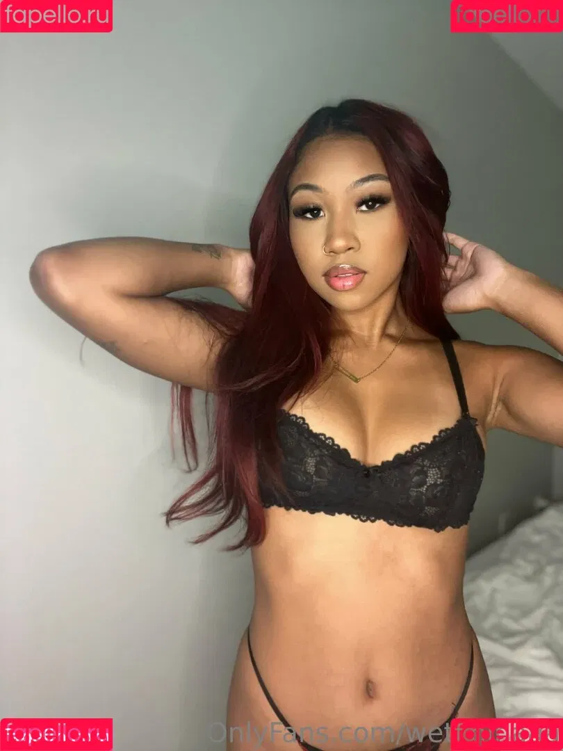 Wetchinaaa Onlyfans Photo Gallery 