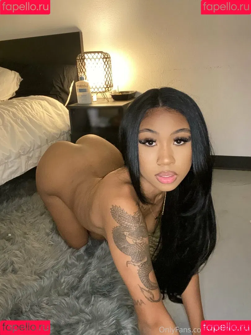 Wetchinaaa Onlyfans Photo Gallery 