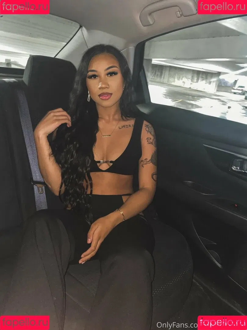 Wetchinaaa Onlyfans Photo Gallery 