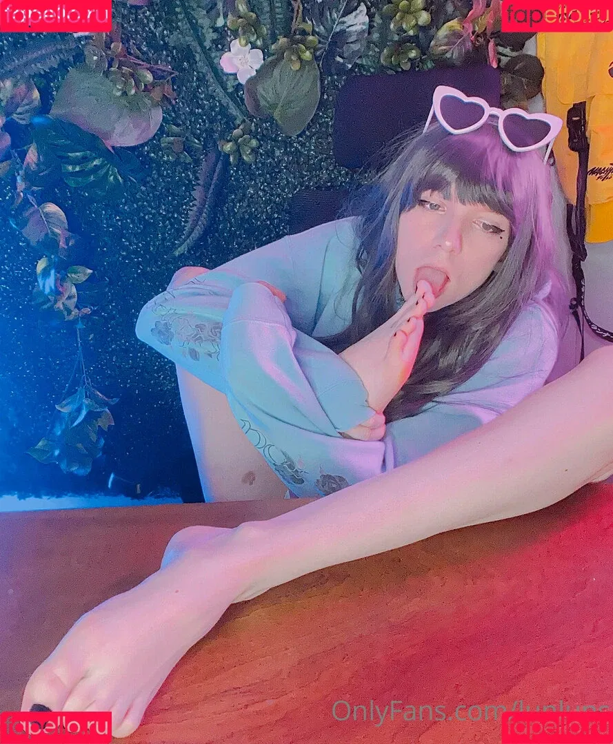 lunluns Onlyfans Photo Gallery 