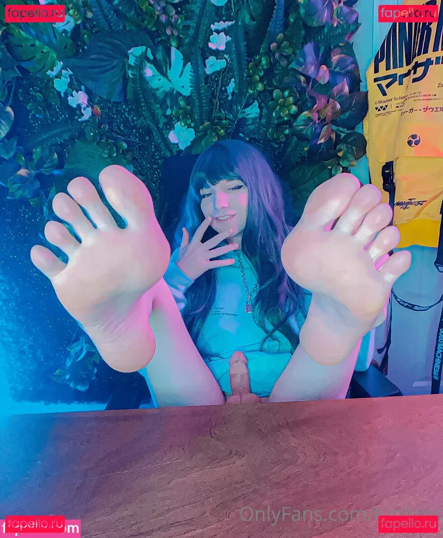 lunluns Onlyfans Photo Gallery 