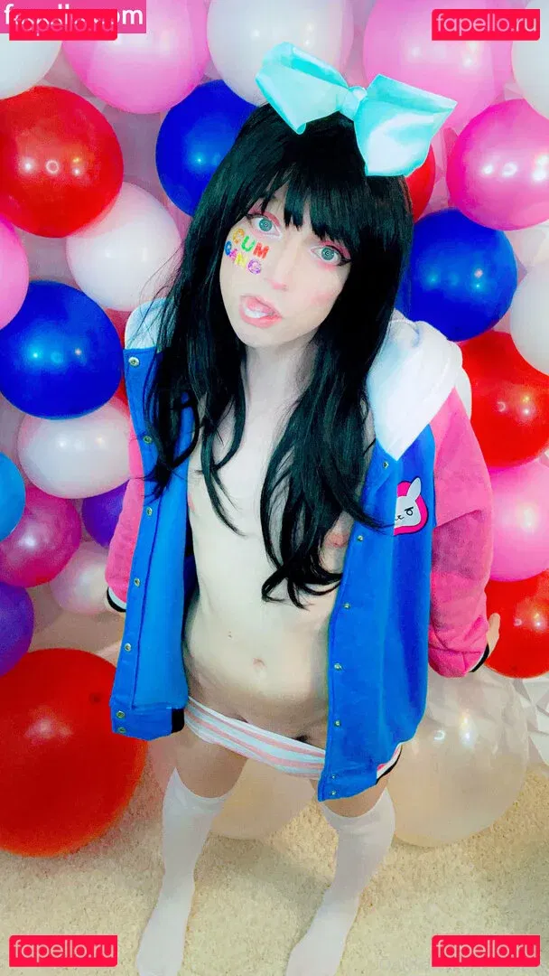 lunluns Onlyfans Photo Gallery 