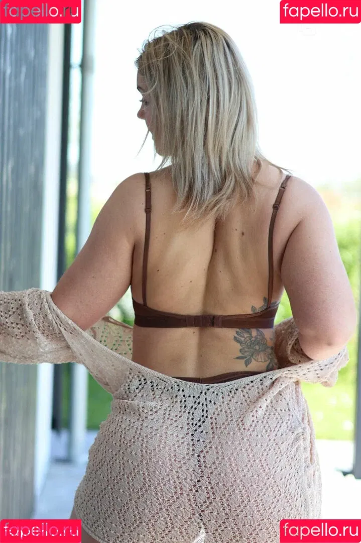 BootyLunaa Onlyfans Photo Gallery 