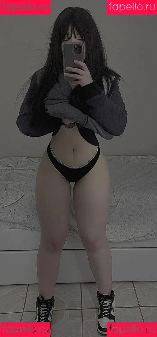 Genesiscruzsisi Onlyfans Photo Gallery 