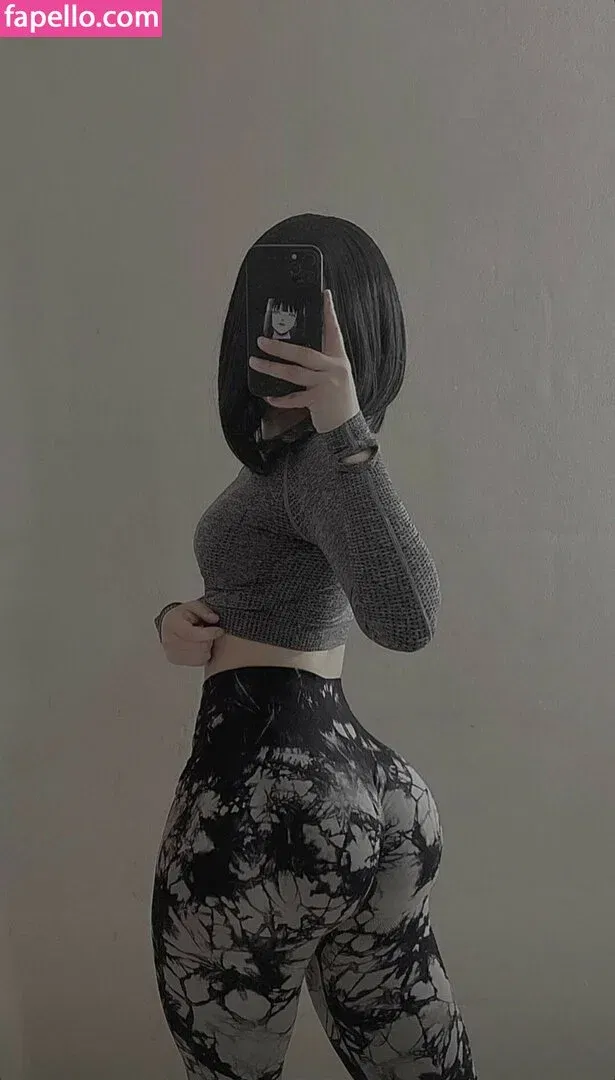 Genesiscruzsisi Onlyfans Photo Gallery 