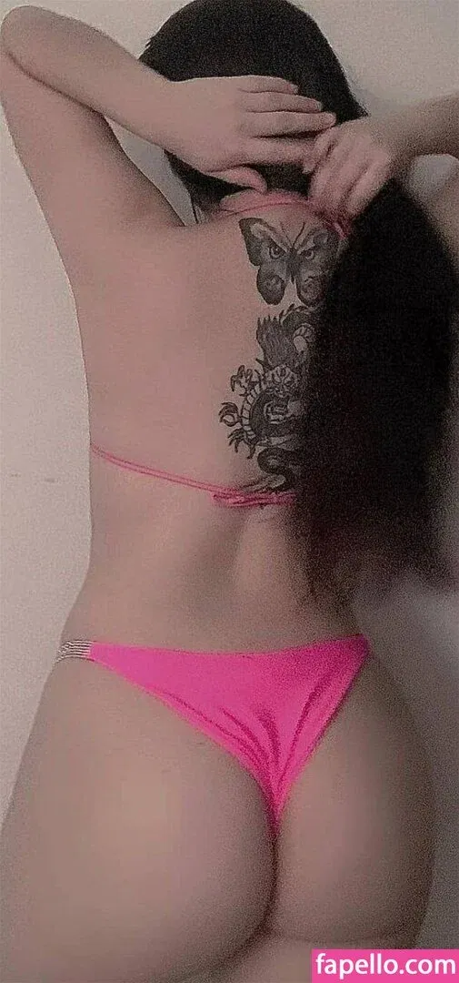 Genesiscruzsisi Onlyfans Photo Gallery 