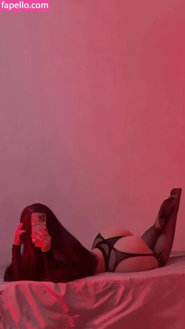 Genesiscruzsisi Onlyfans Photo Gallery 