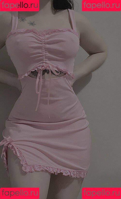 Genesiscruzsisi Onlyfans Photo Gallery 