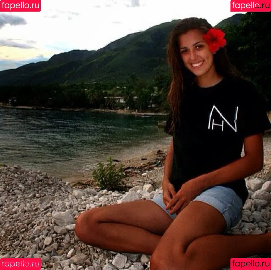 Amanda Thompson Onlyfans Photo Gallery 
