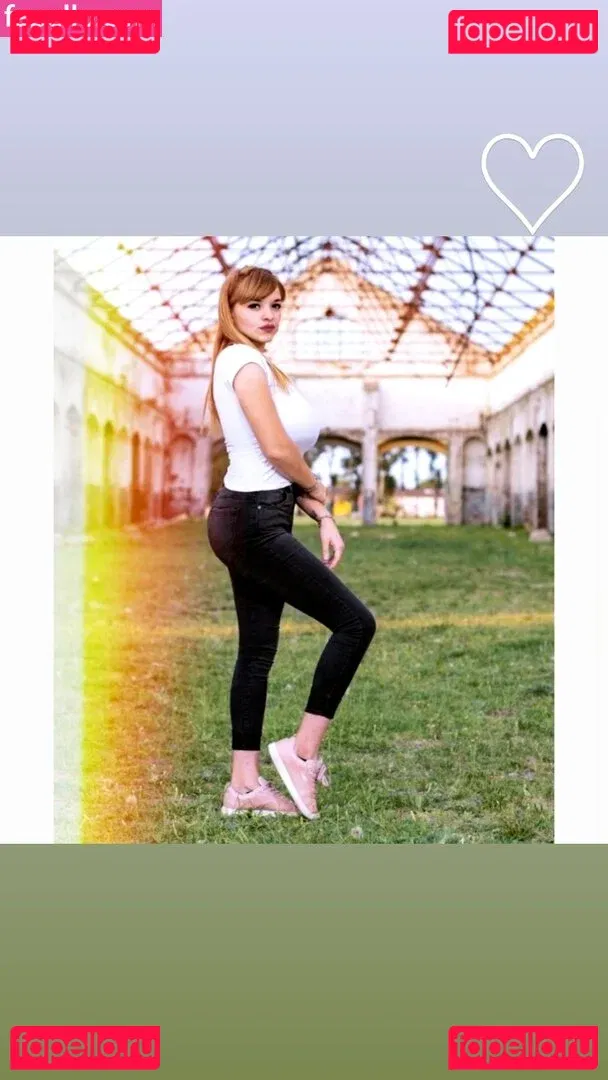 Amanda Thompson Onlyfans Photo Gallery 