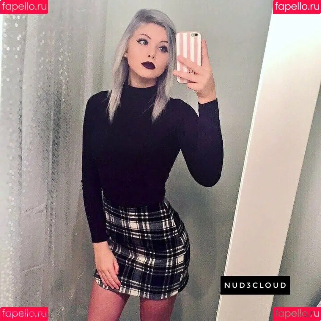 Chloe Mettenbrink Onlyfans Photo Gallery 
