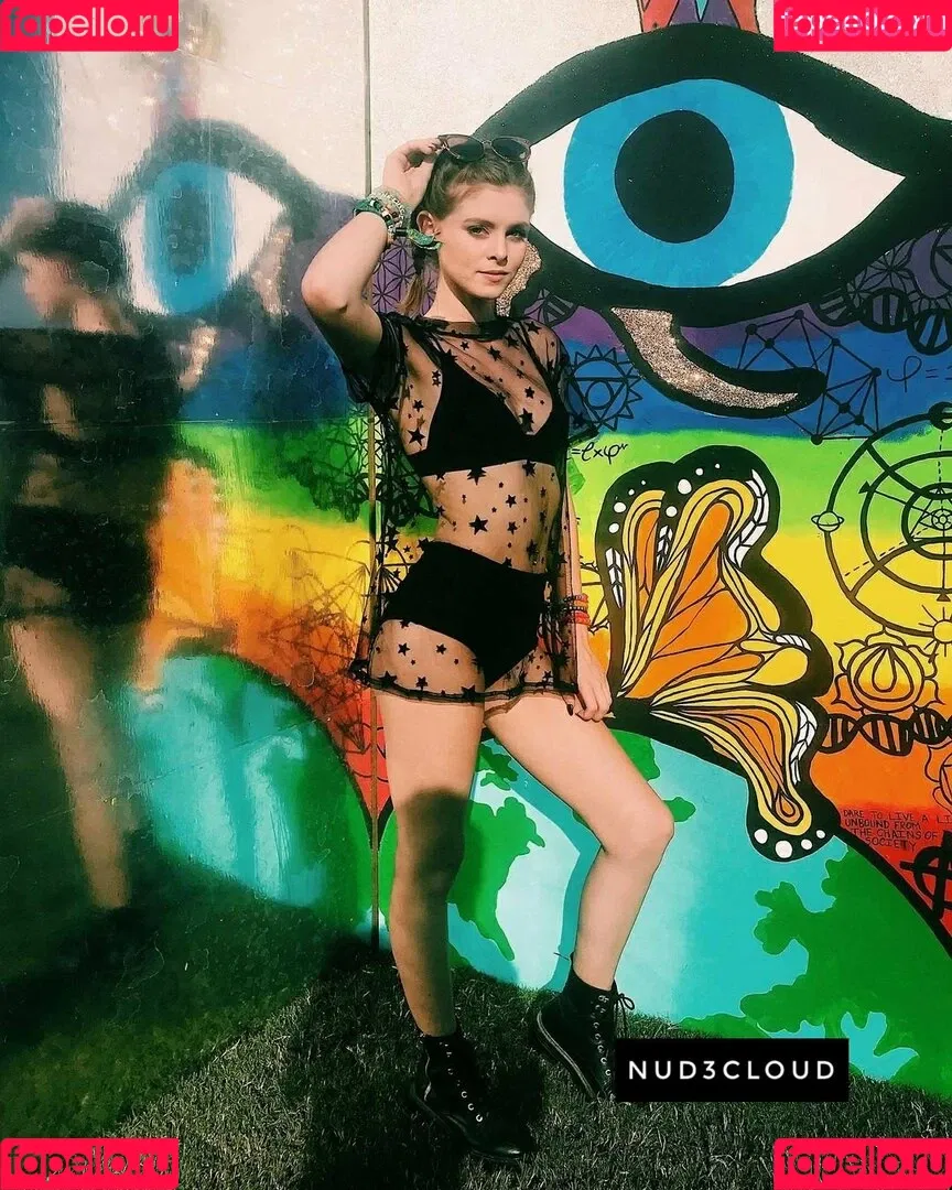 Chloe Mettenbrink Onlyfans Photo Gallery 