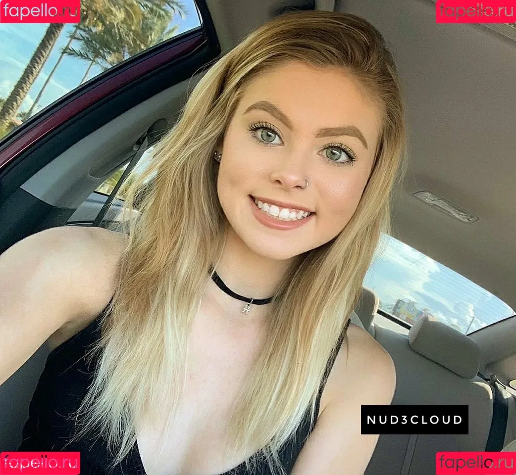 Chloe Mettenbrink Onlyfans Photo Gallery 