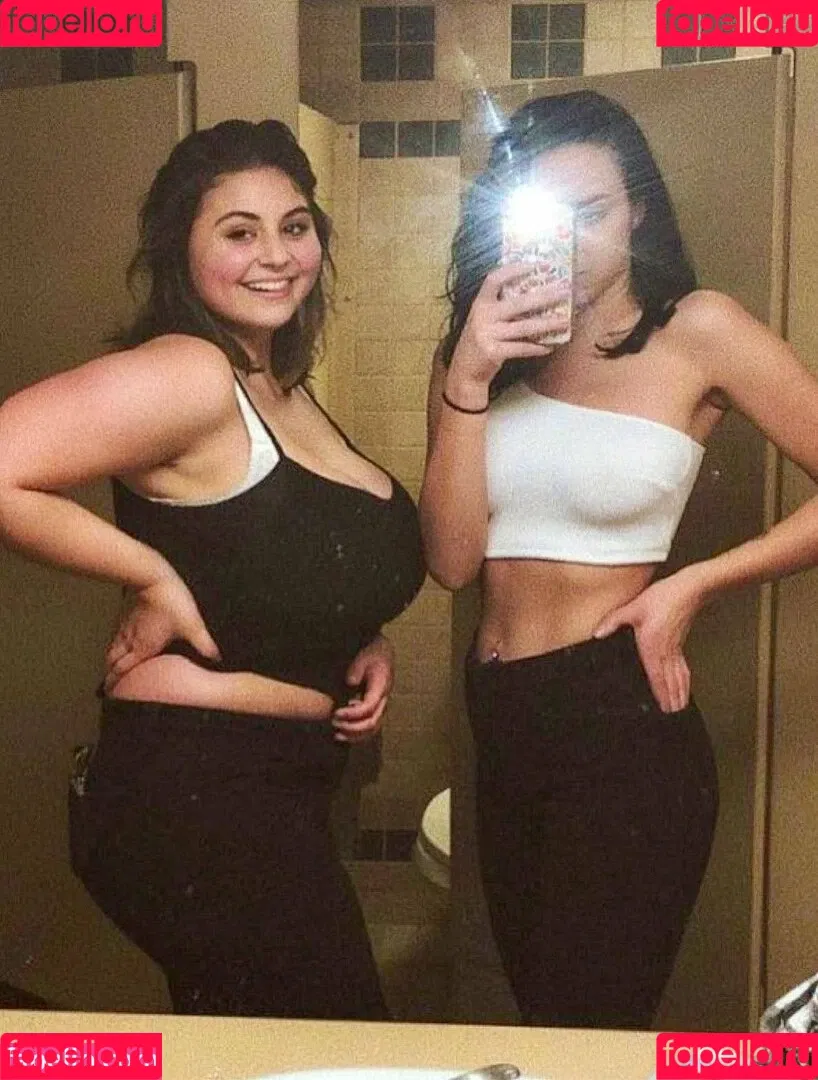 Caroline Casbon Onlyfans Photo Gallery 