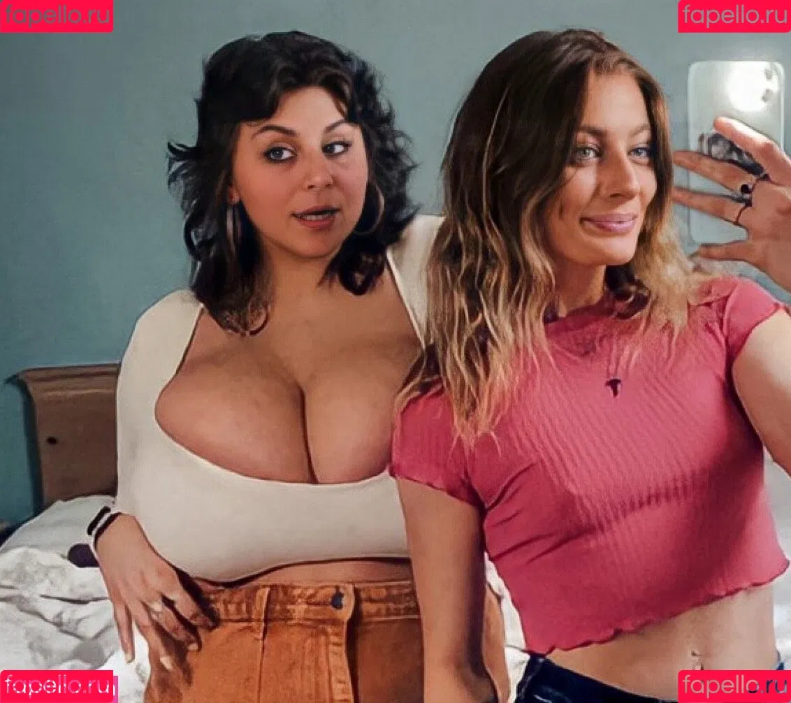 Caroline Casbon Onlyfans Photo Gallery 