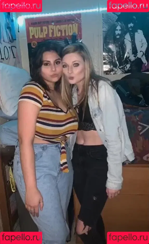 Caroline Casbon Onlyfans Photo Gallery 