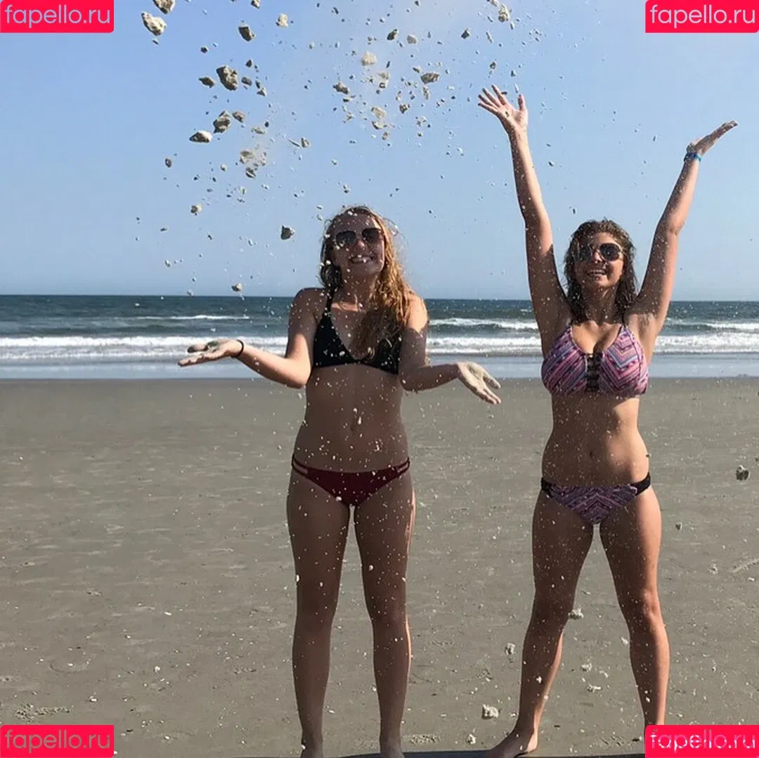 Caroline Casbon Onlyfans Photo Gallery 