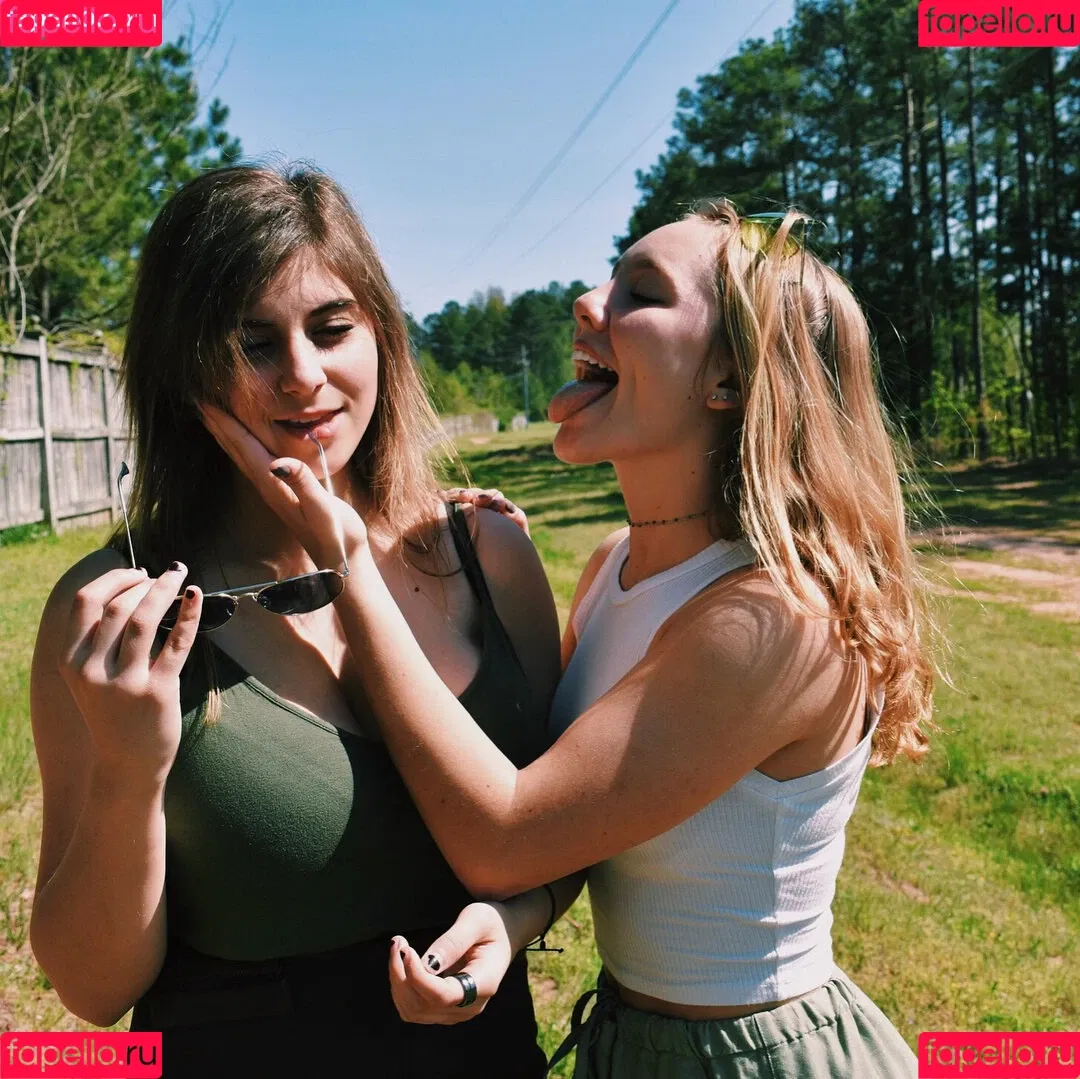 Caroline Casbon Onlyfans Photo Gallery 