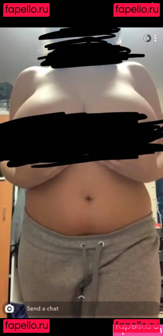 Caroline Casbon Onlyfans Photo Gallery 