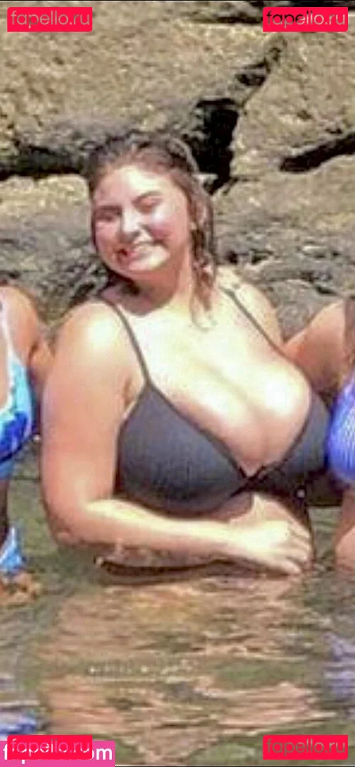 Caroline Casbon Onlyfans Photo Gallery 