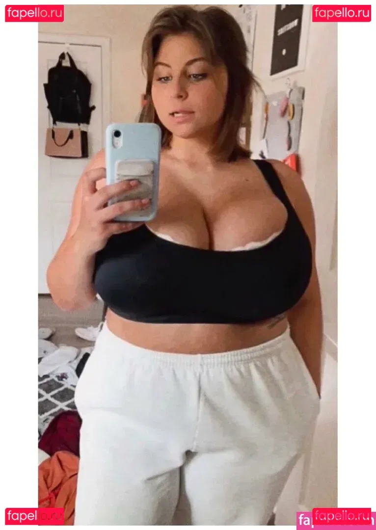 Caroline Casbon Onlyfans Photo Gallery 