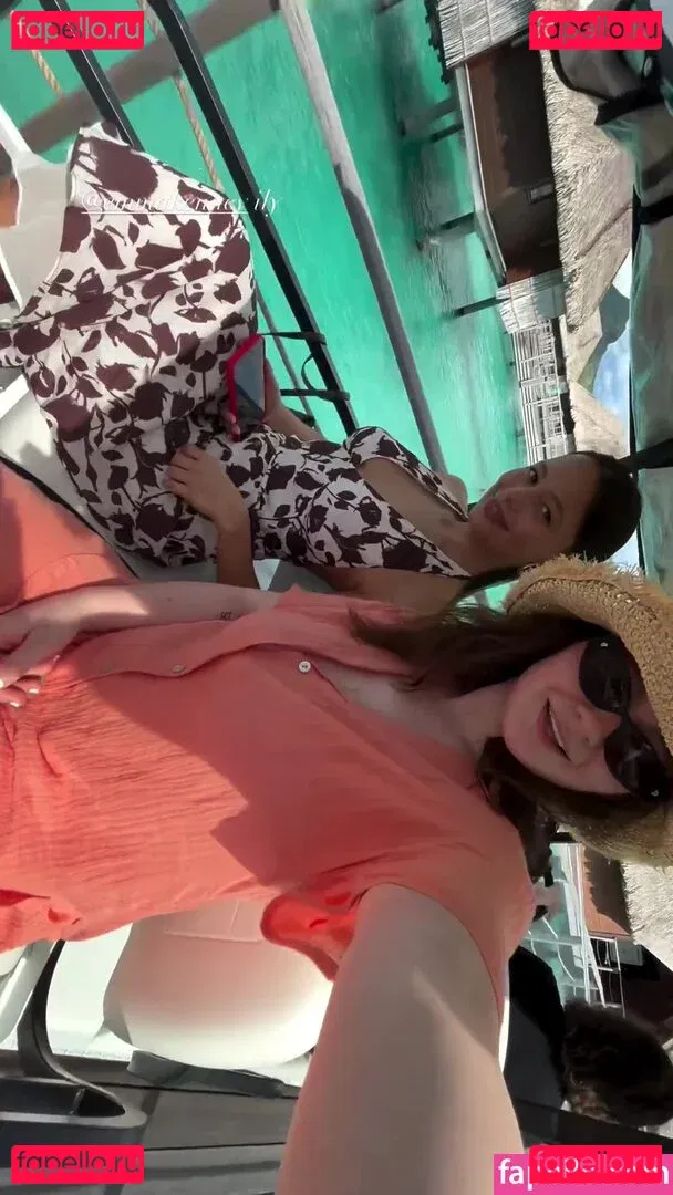 Fiona Barron Onlyfans Photo Gallery 