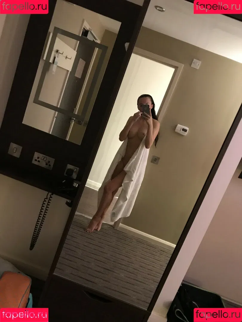 Sophia Smith Onlyfans Photo Gallery 