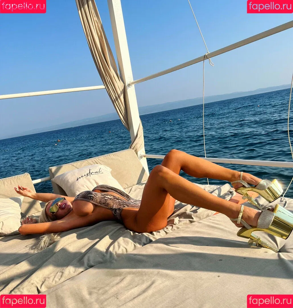 Lea Keler Onlyfans Photo Gallery 