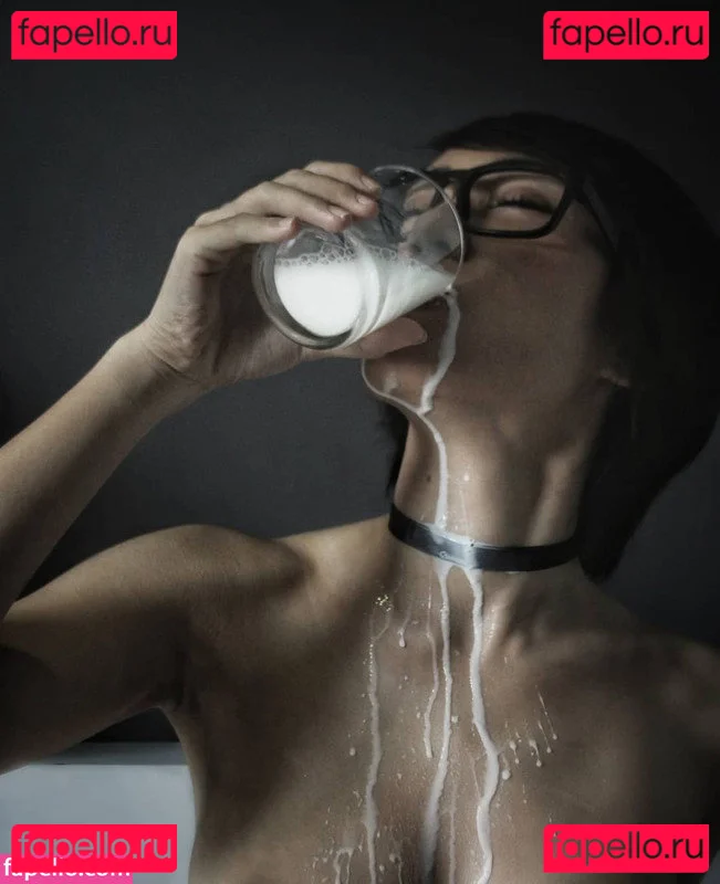 Lola Zeita Onlyfans Photo Gallery 