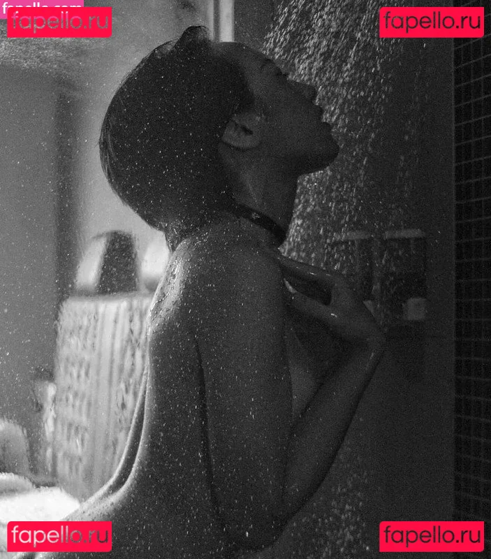 Lola Zeita Onlyfans Photo Gallery 