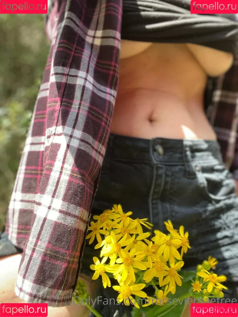 mrseviemaefree Onlyfans Photo Gallery 