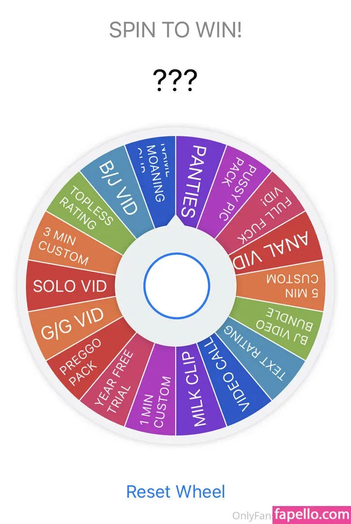 lilythemilf Onlyfans Photo Gallery 