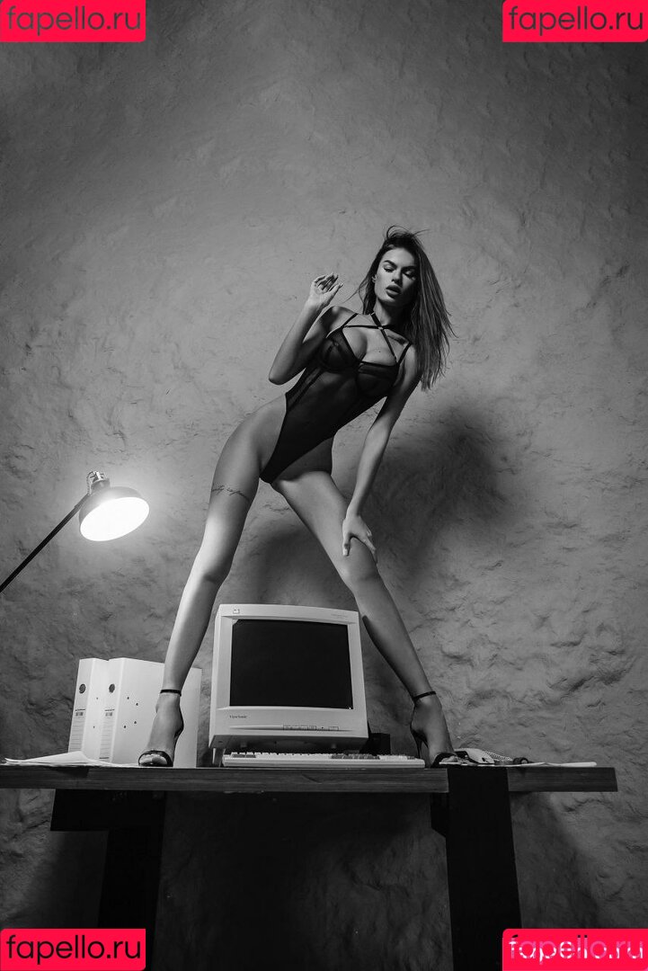 Baronova Tati Onlyfans Photo Gallery 