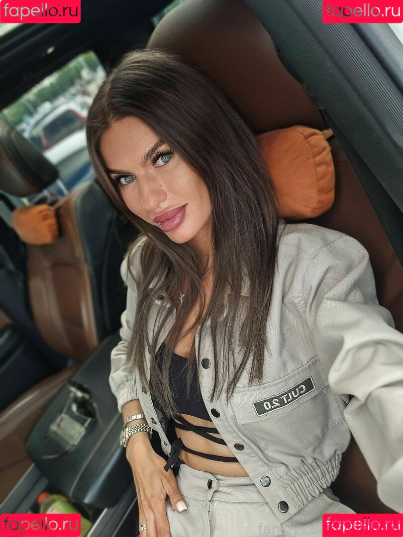 Baronova Tati Onlyfans Photo Gallery 