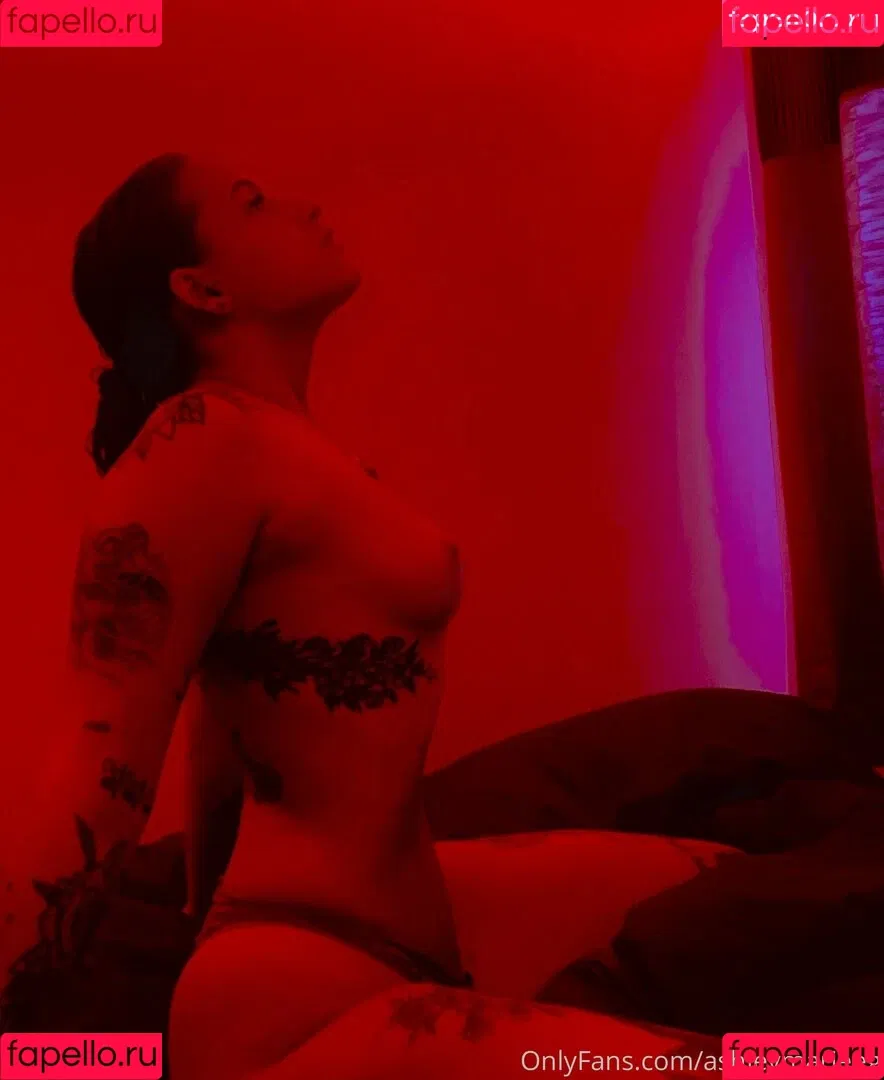 ashleymarieeg Onlyfans Photo Gallery 