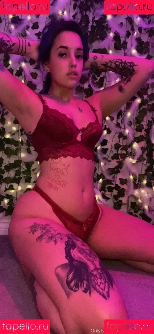 ashleymarieeg Onlyfans Photo Gallery 