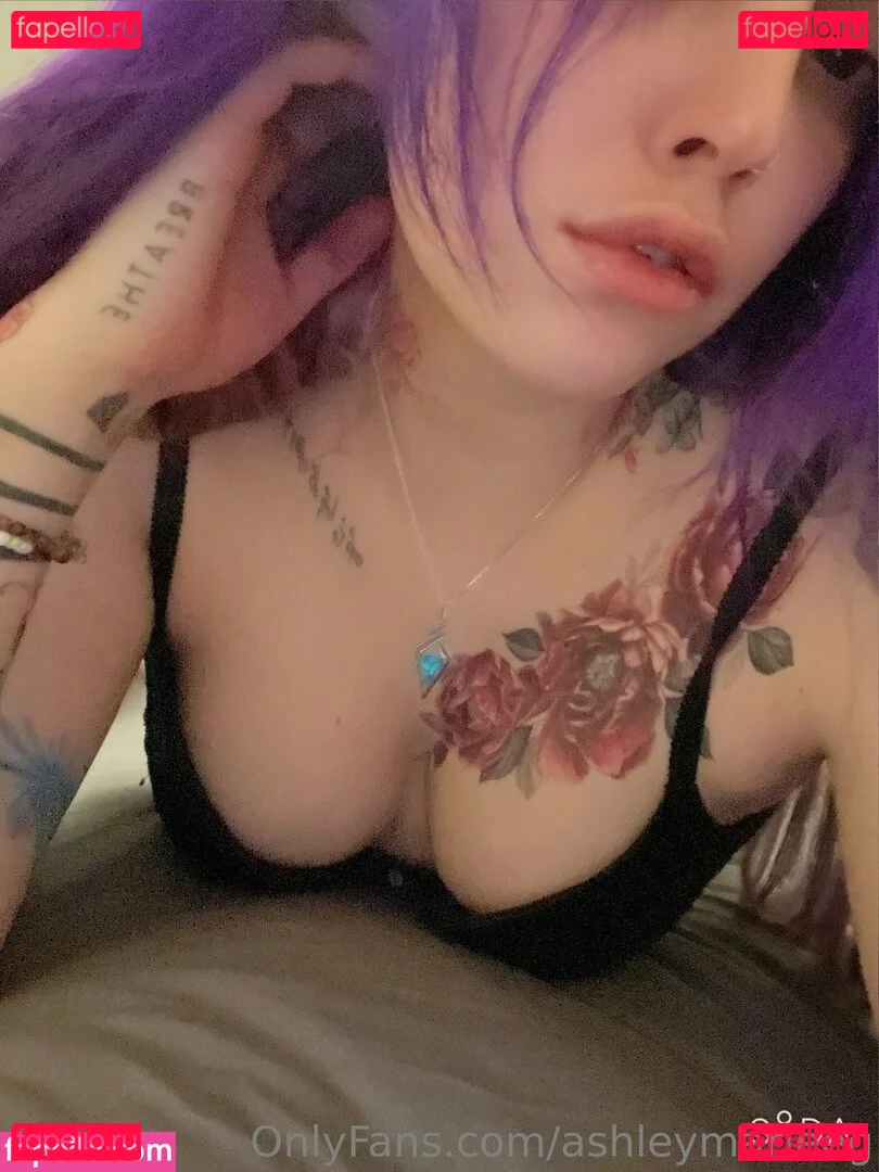 ashleymarieeg Onlyfans Photo Gallery 