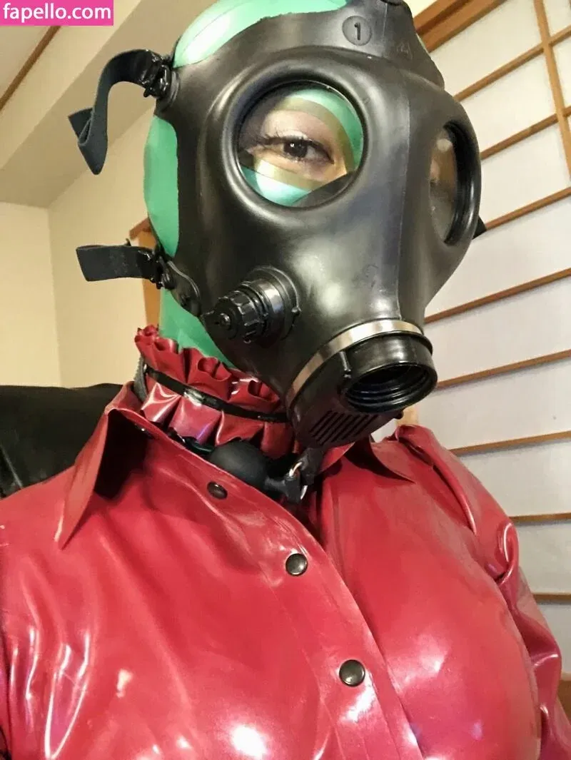 Rumi Rubber Onlyfans Photo Gallery 