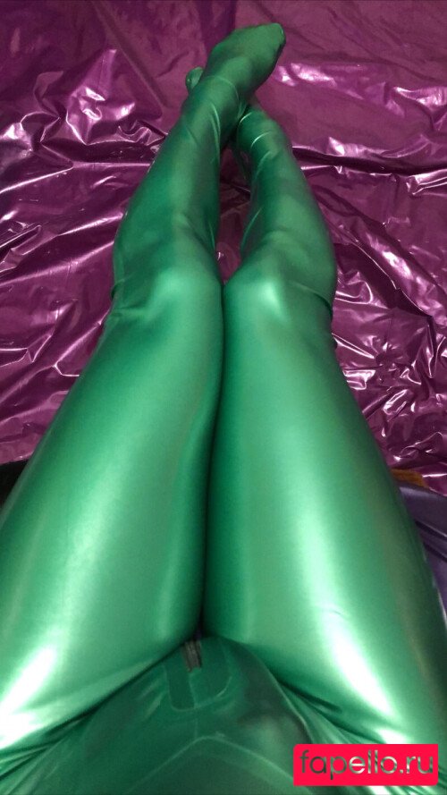 Rumi Rubber Nude Onlyfans Photo 17